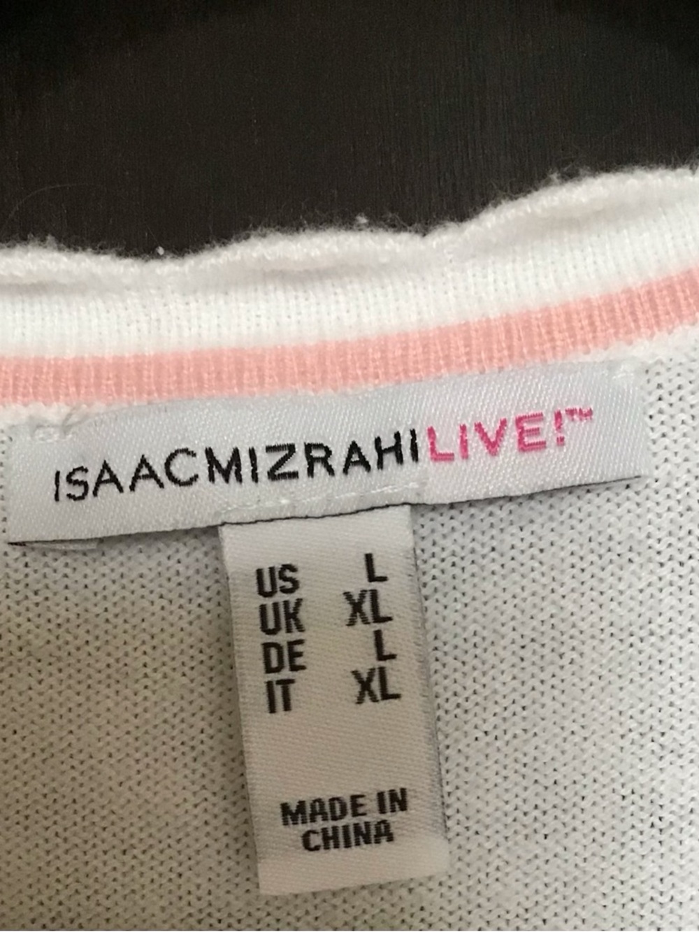 Isaac Mizrahi White V‑Neck Button Down 3/4 Sleeve Cardigan - Picture 2 of 5